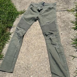 Green Skinny jeans